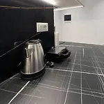 Spacious Ish-blloku Area *