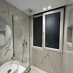 Spacious Ish-blloku Area * Tirana